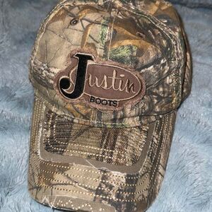 Justin Boots Women's Realtree Camo Mesh Back Adjustable Baseball Cap
